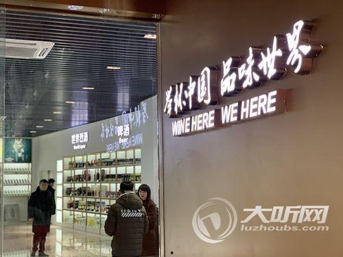 国产精品馆,匠心独运，传承与创新并重的文化瑰宝之旅  第2张